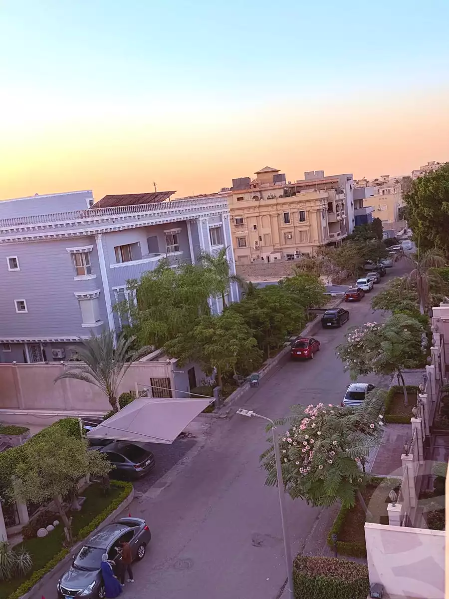 https://aqarmap.com.eg/en/listing/7340904-for-sale-cairo-al-oubour-compounds-golf-city