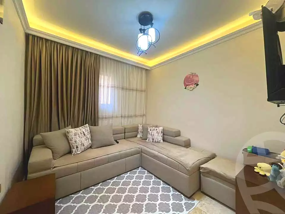https://aqarmap.com.eg/en/listing/7354814-for-sale-alexandria-ganaklis