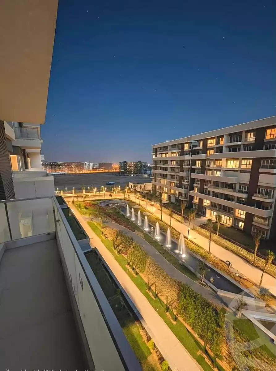 https://aqarmap.com.eg/en/listing/7354738-for-sale-cairo-new-administrative-capital-r7-scenario