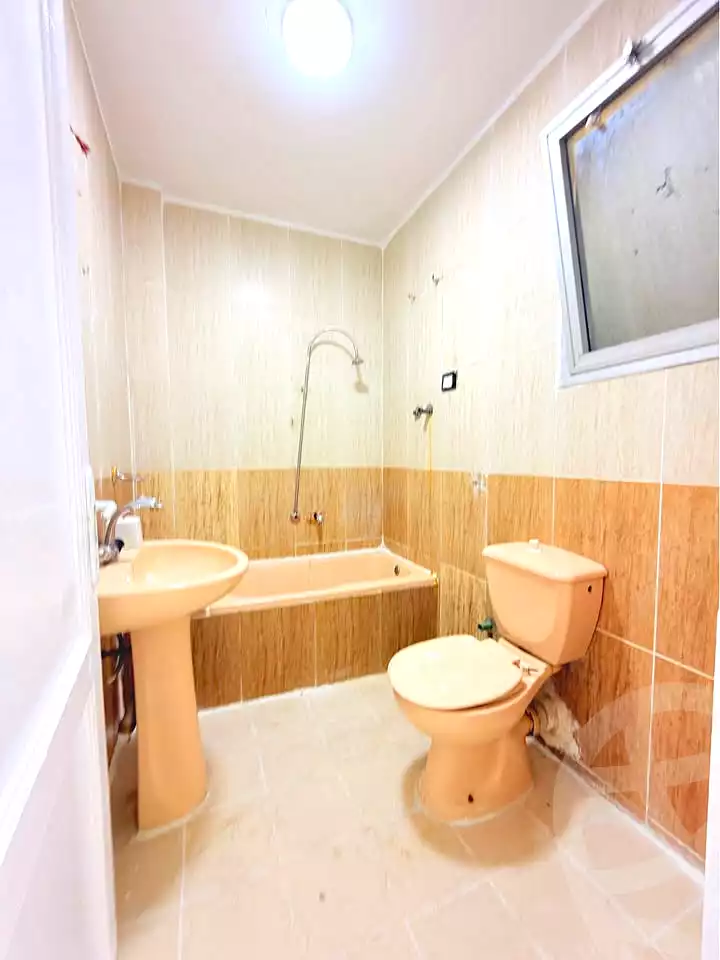 https://aqarmap.com.eg/en/listing/7355026-for-sale-alexandria-al-agamy-shataa-el-nakheel