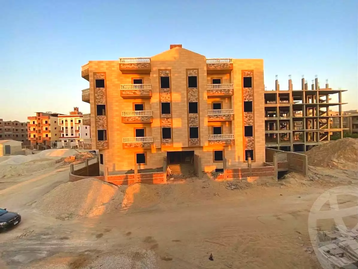 https://aqarmap.com.eg/en/listing/7355057-for-sale-cairo-6th-of-october-hadaeq-october-golden-square