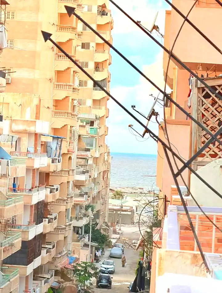 https://aqarmap.com.eg/ar/listing/7355120-for-sale-alexandria-al-agamy-shataa-el-nakheel