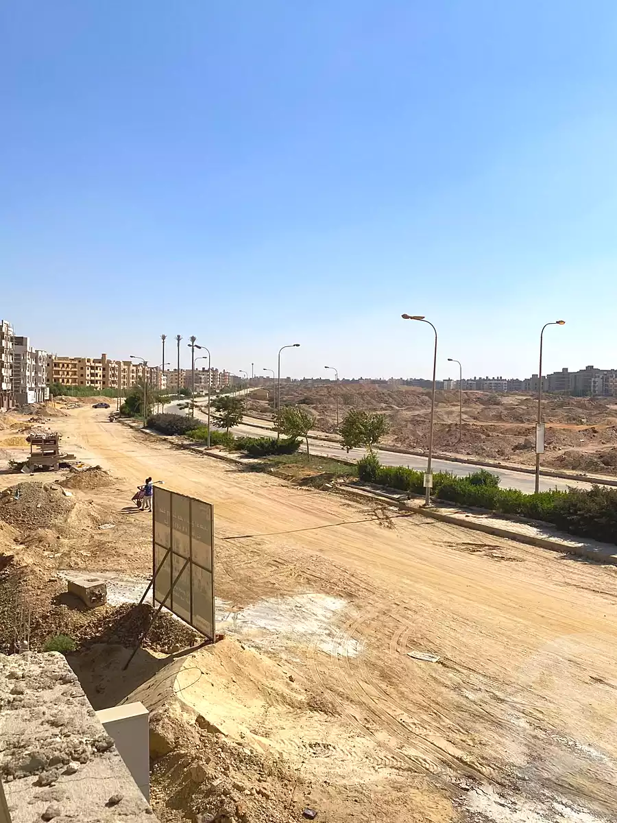 https://aqarmap.com.eg/en/listing/7355069-for-sale-cairo-6th-of-october-hadaeq-october-golden-square