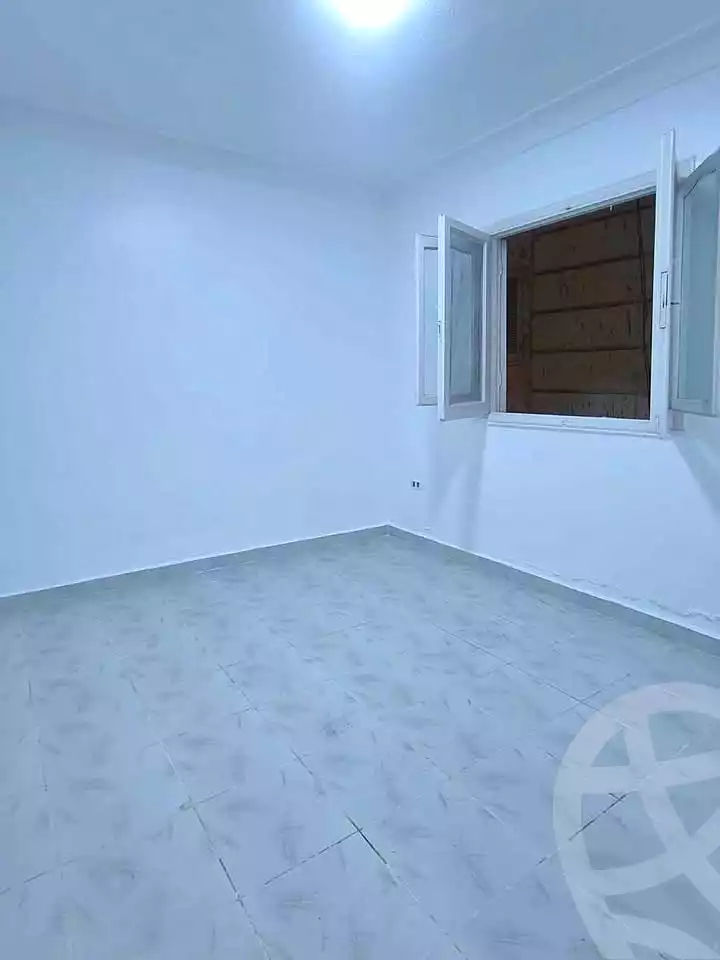 https://aqarmap.com.eg/ar/listing/7355228-for-sale-alexandria-al-agamy-shataa-el-nakheel