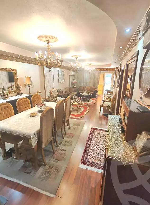 https://aqarmap.com.eg/ar/listing/7355251-for-sale-alexandria-sydy-bshr-sydy-bshr-bhry-shr-mhmwd-l-yswy