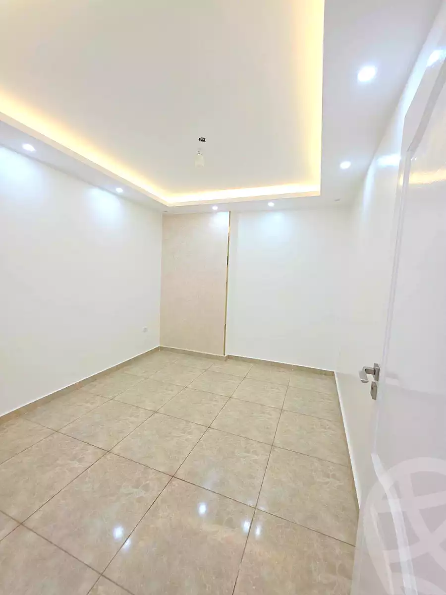 https://aqarmap.com.eg/ar/listing/7355783-for-sale-alexandria-el-asafra-l-sfr-bhry