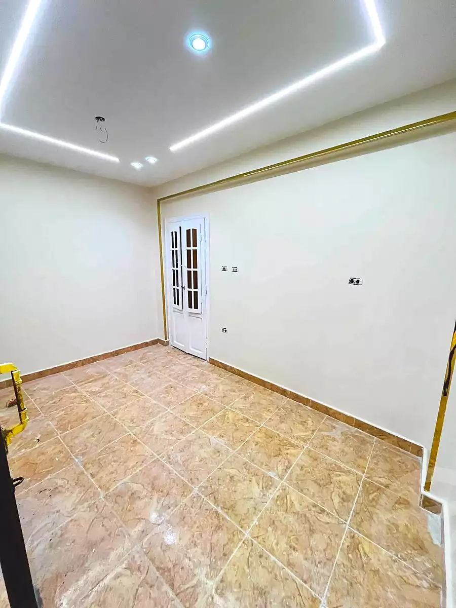 https://aqarmap.com.eg/ar/listing/7355960-for-sale-alexandria-lsywf-el-seyouf-qebly-el-salam-st