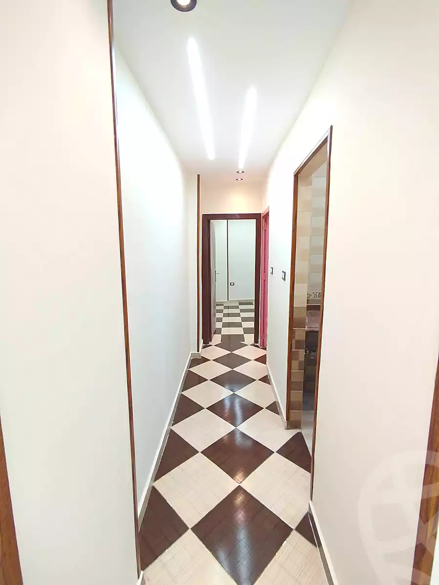 https://aqarmap.com.eg/en/listing/7356068-for-sale-alexandria-lsywf-el-falki