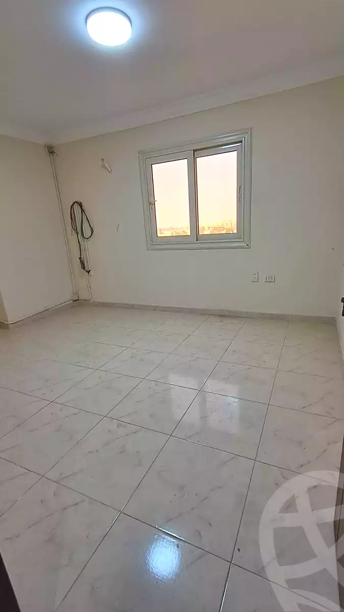https://aqarmap.com.eg/ar/listing/7356126-for-rent-cairo-el-maadi-zahraa-el-maadi-shr-krfwr-lryysy