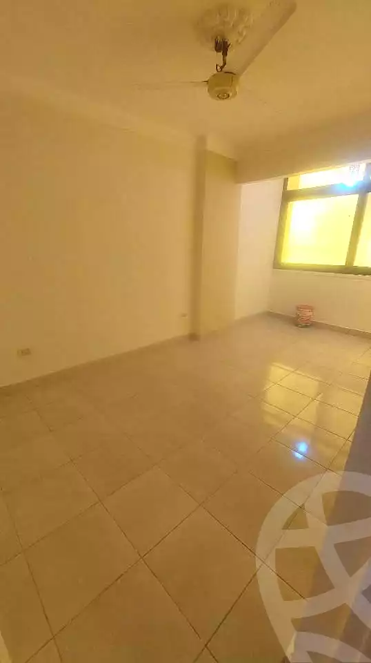 https://aqarmap.com.eg/ar/listing/7356460-for-rent-alexandria-miami-mahmoud-el-isawy-st