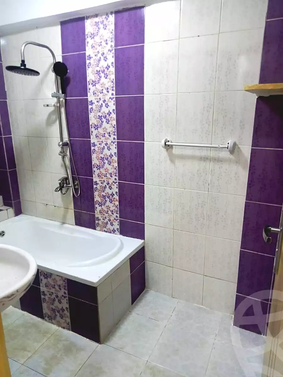 https://aqarmap.com.eg/ar/listing/7356774-for-sale-alexandria-al-agamy-lbytsh-abd-el-fattah-el-talkhawy
