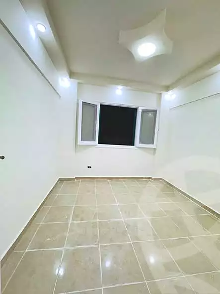 https://aqarmap.com.eg/ar/listing/7357043-for-sale-alexandria-al-agamy-shataa-el-nakheel