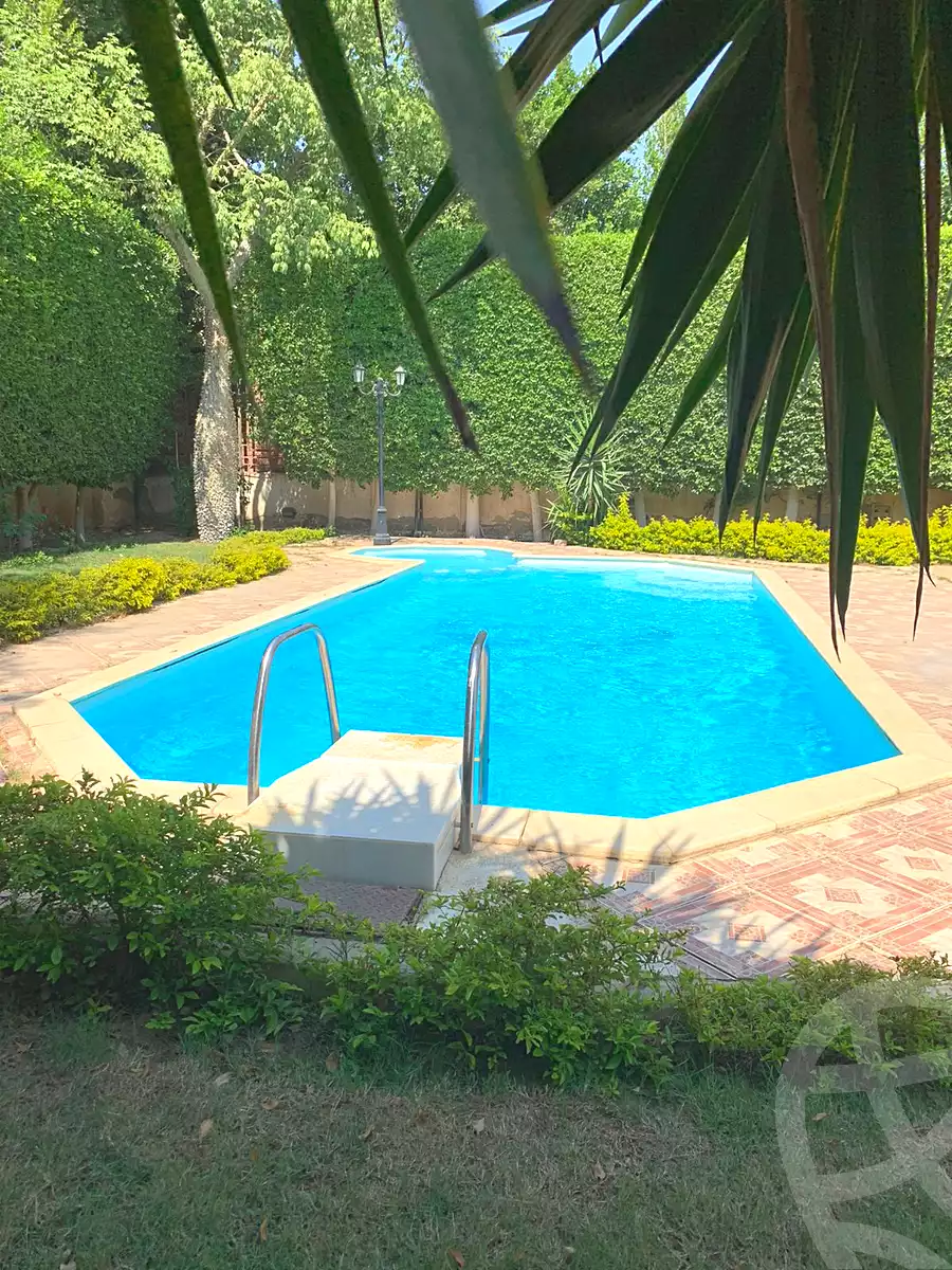 https://aqarmap.com.eg/en/listing/7357247-for-sale-cairo-el-shorouk-compounds-el-shorouk-2000