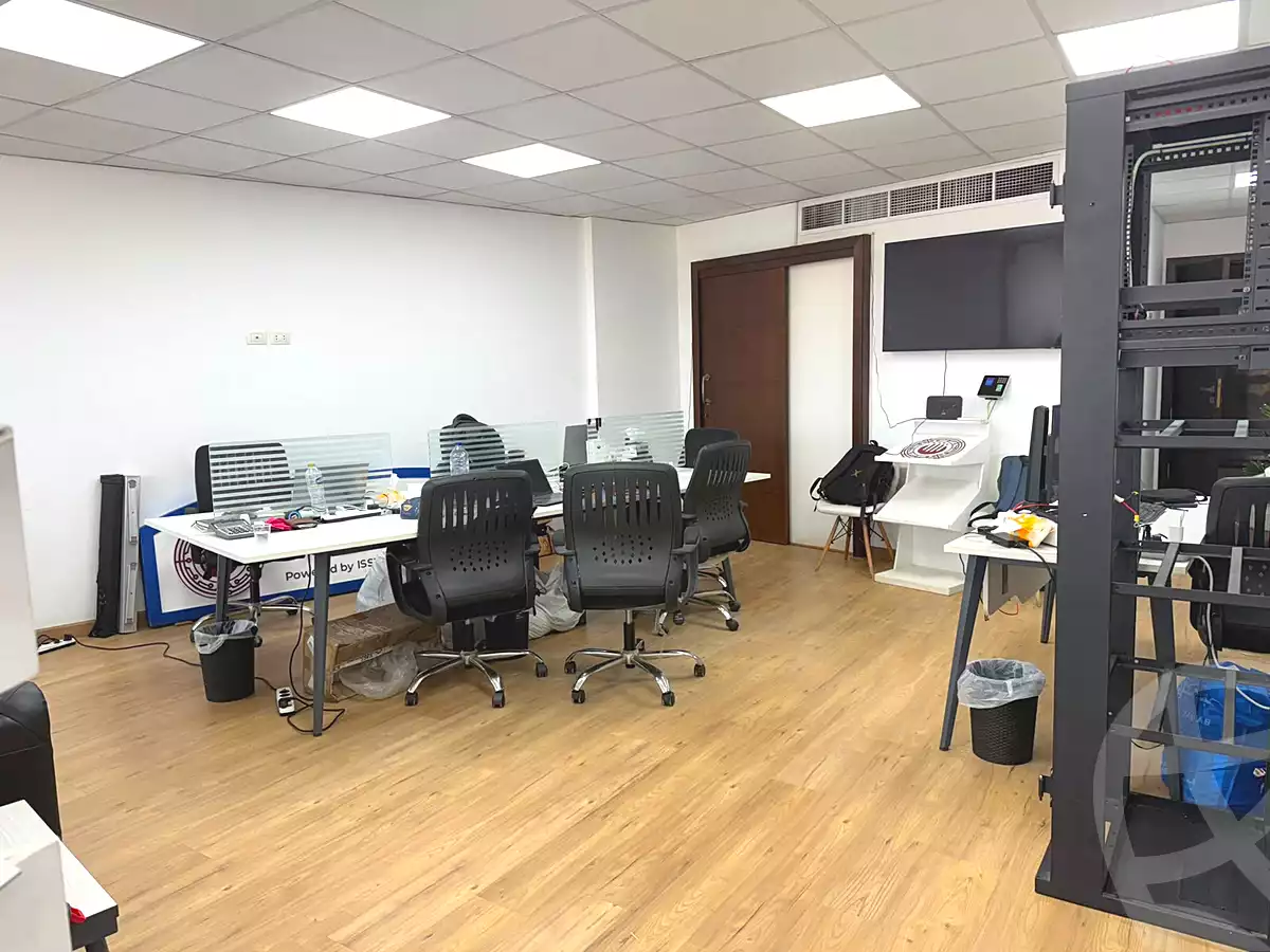 https://aqarmap.com.eg/ar/listing/7357298-for-rent-cairo-el-maadi-compounds-rayhanah-plaza