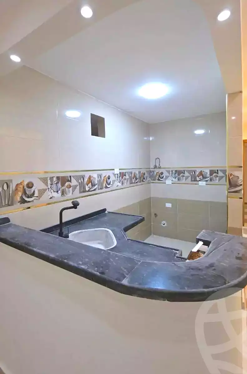 https://aqarmap.com.eg/ar/listing/7357355-for-sale-alexandria-sydy-bshr-sydy-bshr-bhry-shr-mhmd-njyb