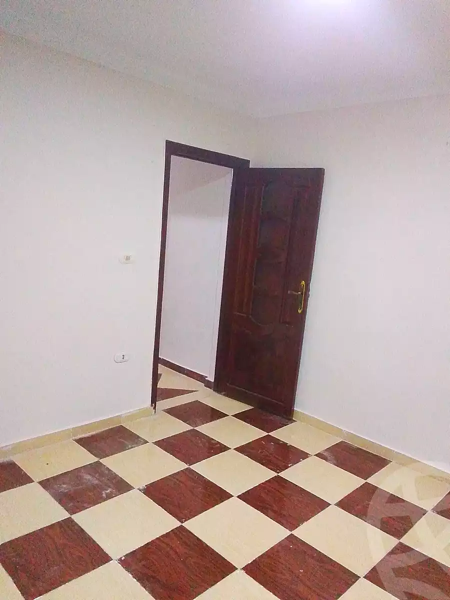 https://aqarmap.com.eg/ar/listing/7357802-for-sale-alexandria-el-asafra-l-sfr-qbly-el-maahad-el-dini-st