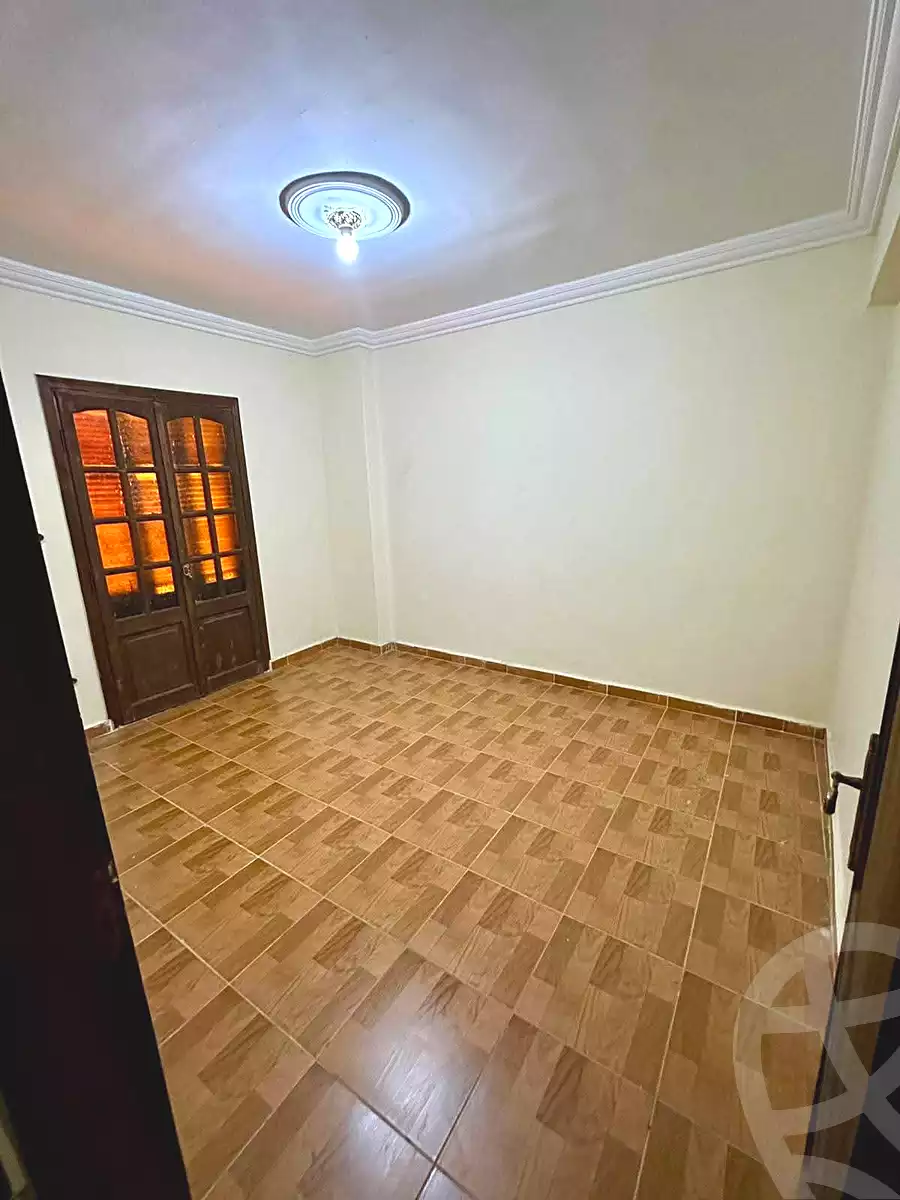 https://aqarmap.com.eg/en/listing/7357972-for-rent-alexandria-miami-el-sayed-radwan-st