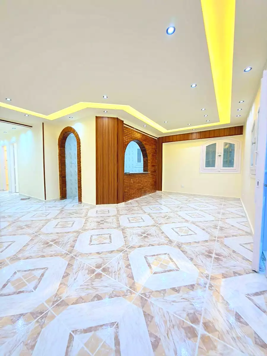 https://aqarmap.com.eg/ar/listing/7358268-for-sale-alexandria-al-agamy-shataa-el-nakheel