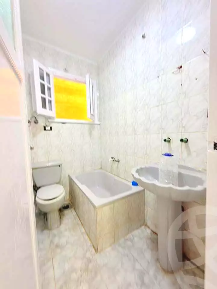 https://aqarmap.com.eg/en/listing/7358436-for-sale-alexandria-al-agamy-shataa-el-nakheel