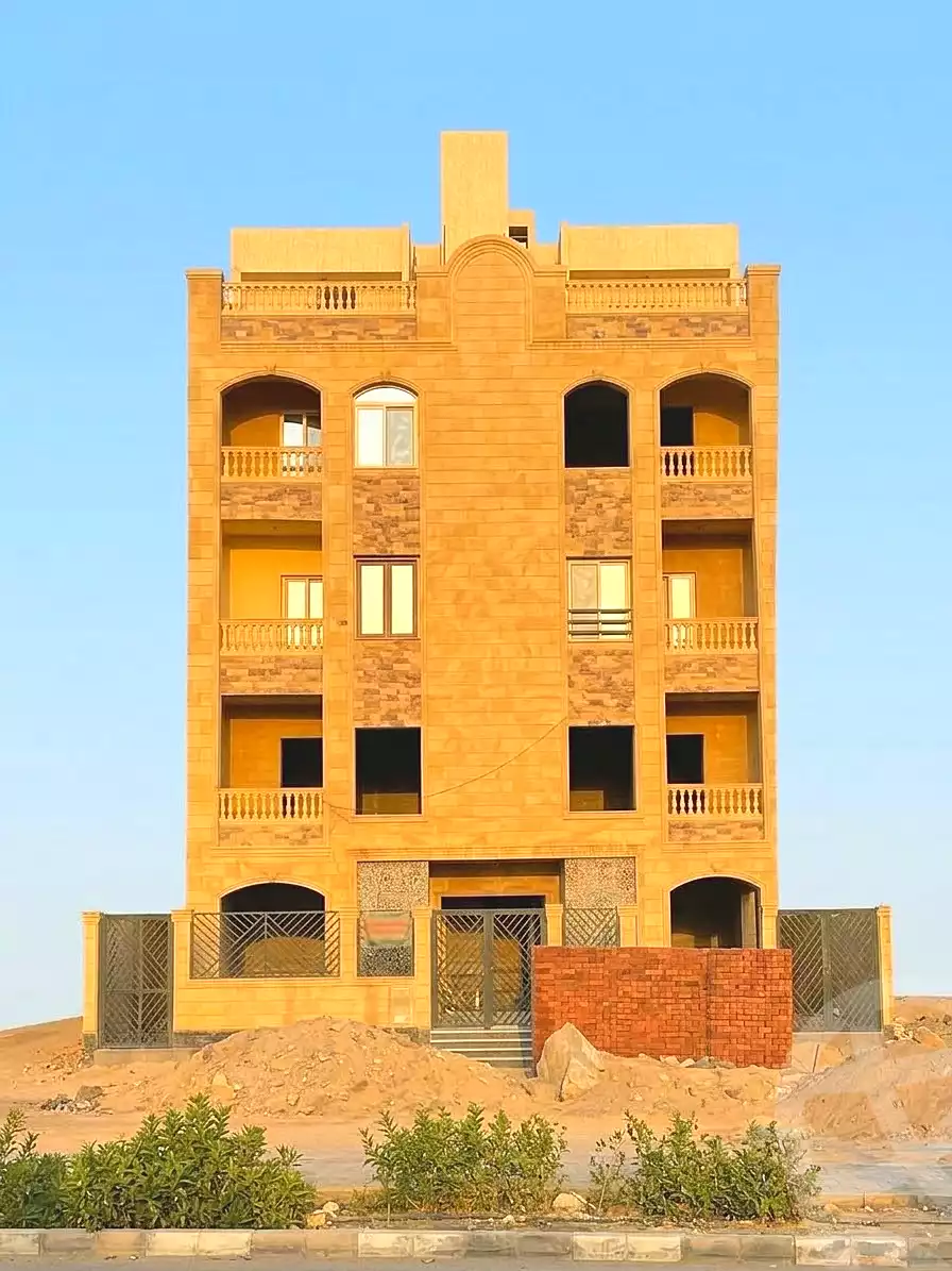 https://aqarmap.com.eg/en/listing/7358469-for-sale-cairo-6th-of-october-hadaeq-october-golden-square