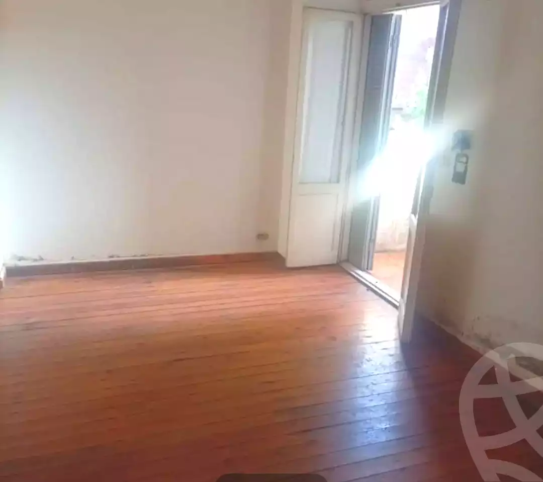 https://aqarmap.com.eg/en/listing/7358566-for-sale-alexandria-moharram-bey-tryq-qn-lswys
