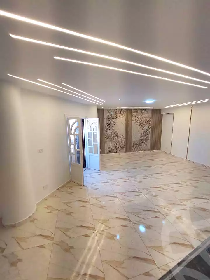 https://aqarmap.com.eg/ar/listing/7359005-for-sale-alexandria-sydy-bshr-sydy-bshr-bhry-mohammed-youssef-ghaly-st