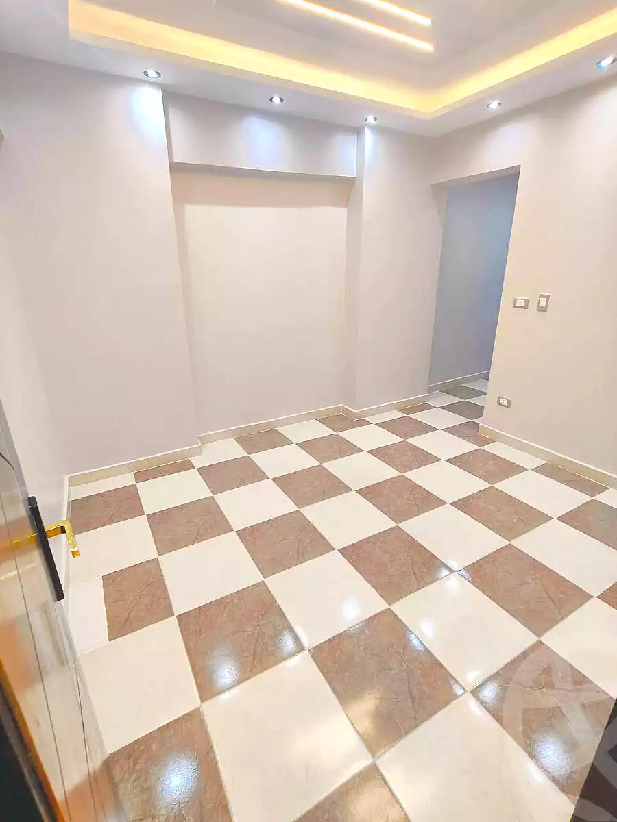 https://aqarmap.com.eg/en/listing/7359796-for-sale-alexandria-miami-abou-el-arab-st