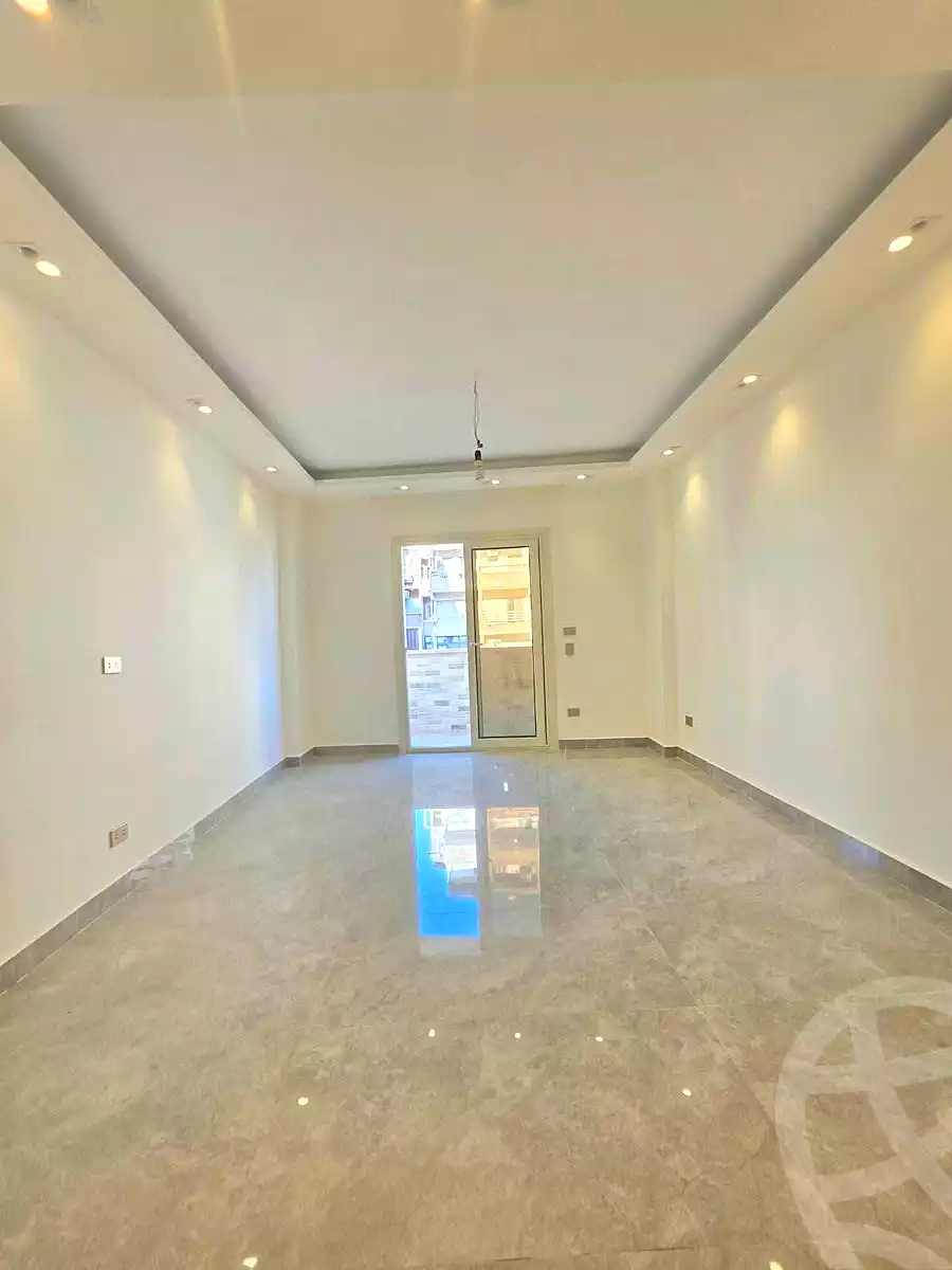 https://aqarmap.com.eg/ar/listing/7359843-for-sale-alexandria-miami-iskandar-ibrahim-st