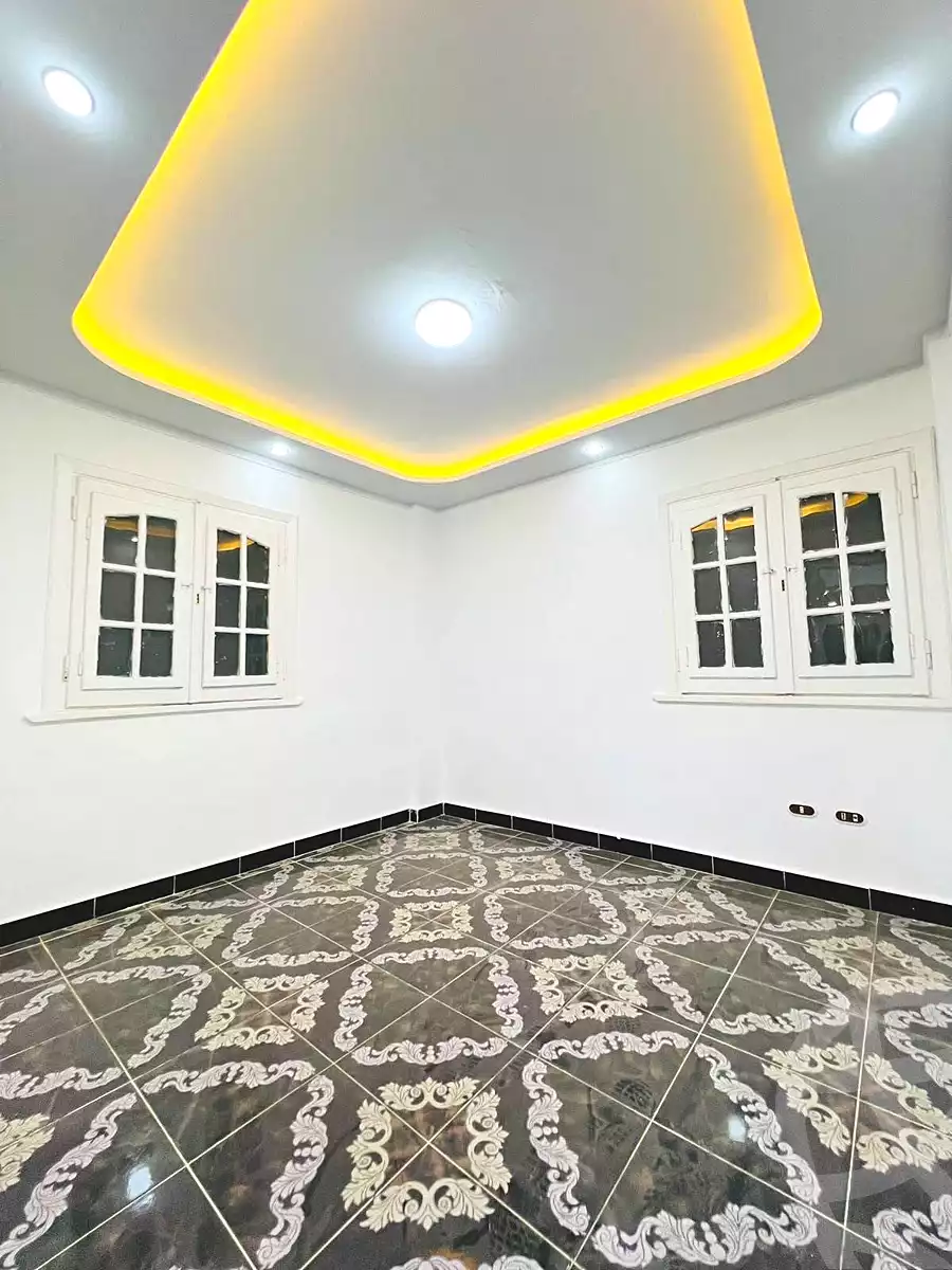 https://aqarmap.com.eg/ar/listing/7359859-for-sale-alexandria-al-agamy-shataa-el-nakheel