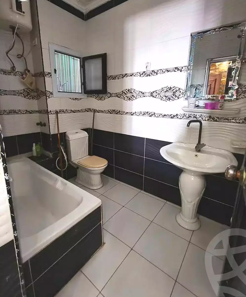 https://aqarmap.com.eg/en/listing/7359871-for-sale-alexandria-lsywf-gamila-abu-herid-st