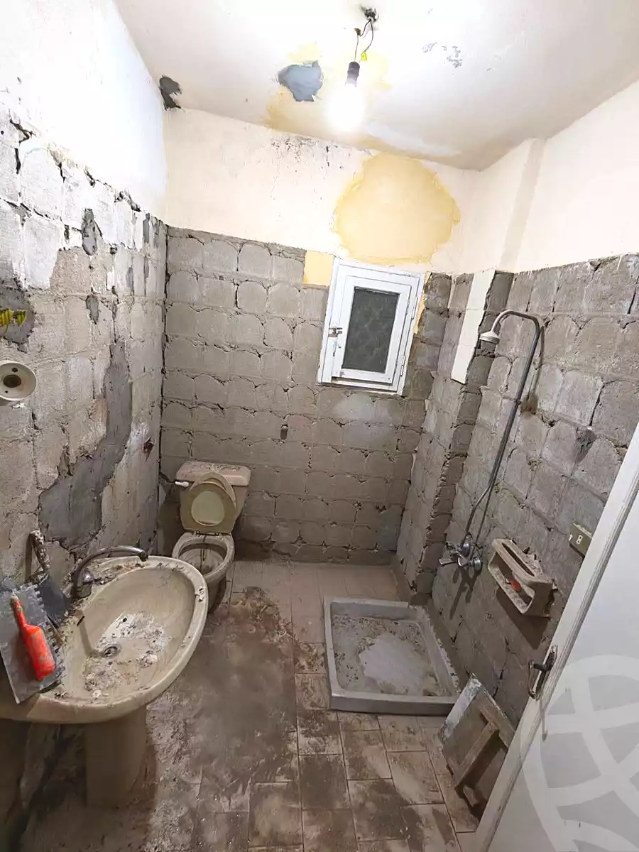 https://aqarmap.com.eg/en/listing/7359997-for-sale-alexandria-al-agamy-el-hanouvel-el-salam-st