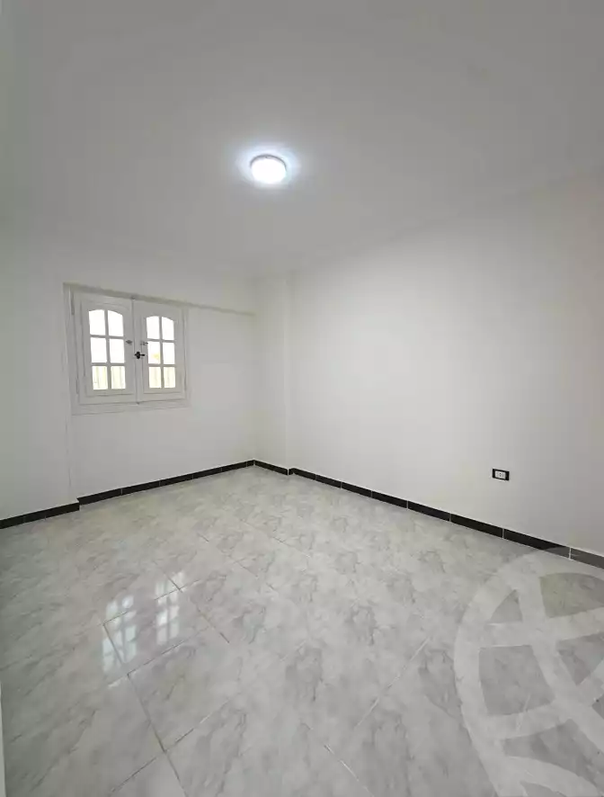 https://aqarmap.com.eg/en/listing/7360127-for-sale-alexandria-al-agamy