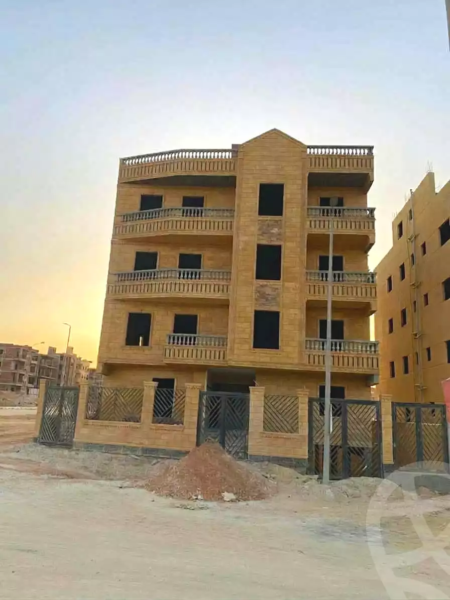 https://aqarmap.com.eg/ar/listing/7360277-for-sale-cairo-6th-of-october-hadaeq-october-golden-square