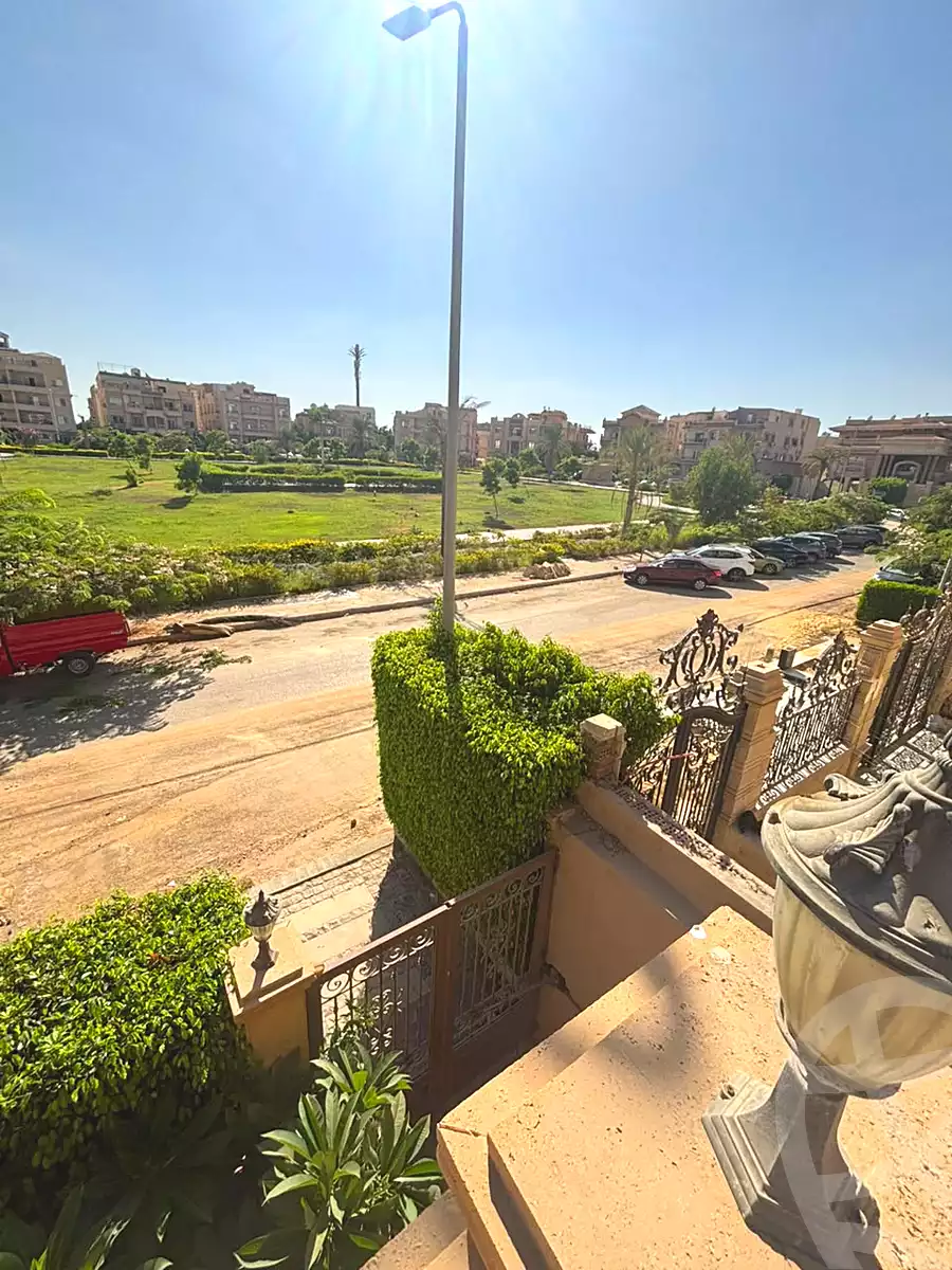 https://aqarmap.com.eg/en/listing/7360511-for-sale-cairo-new-cairo-el-narges-el-narges-2-pilot-halawany-st
