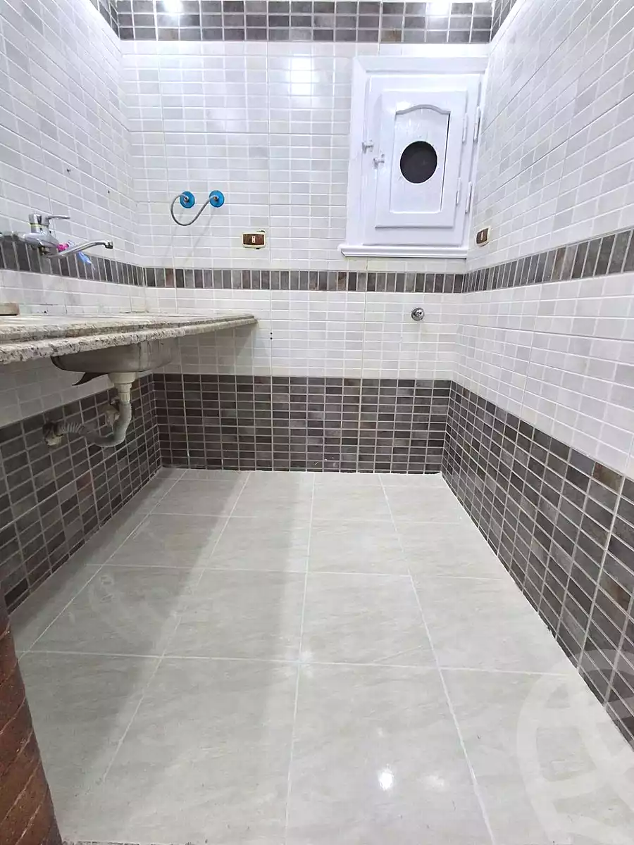 https://aqarmap.com.eg/ar/listing/7360582-for-sale-alexandria-al-agamy-shataa-el-nakheel