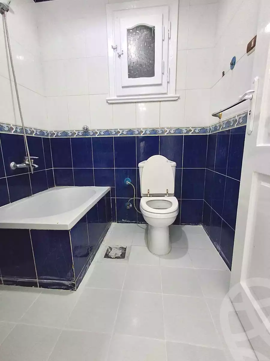 https://aqarmap.com.eg/ar/listing/7360582-for-sale-alexandria-al-agamy-shataa-el-nakheel