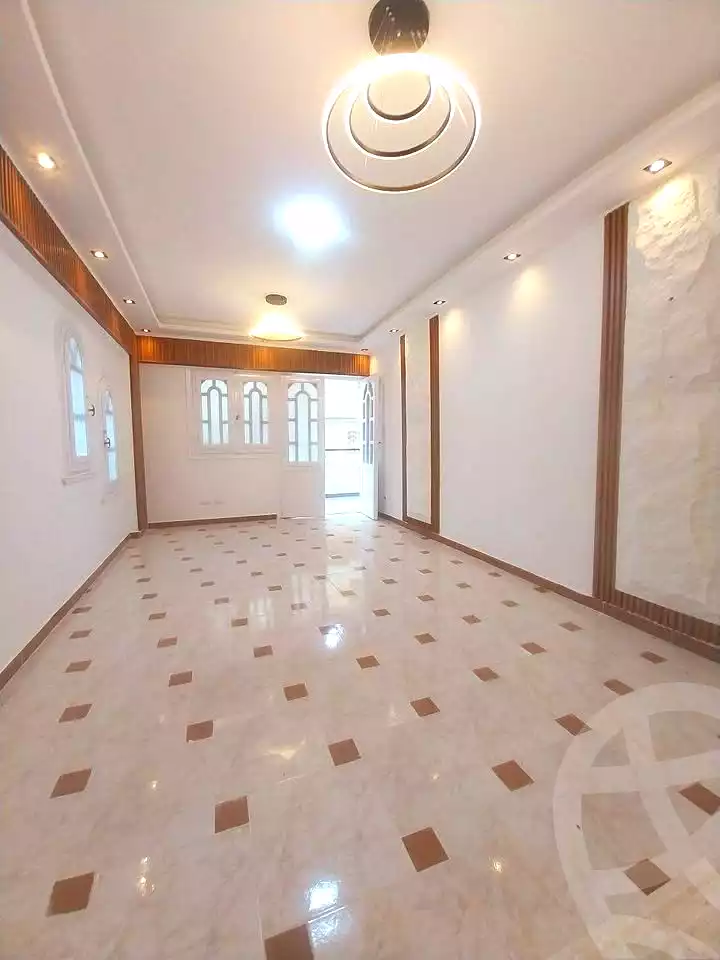 https://aqarmap.com.eg/ar/listing/7360972-for-sale-alexandria-al-agamy-shataa-el-nakheel