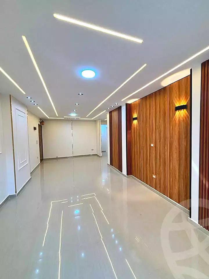 https://aqarmap.com.eg/ar/listing/7361183-for-sale-alexandria-sydy-bshr-sydy-bshr-bhry-shr-mhmwd-l-yswy