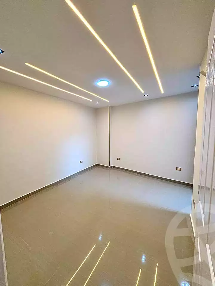https://aqarmap.com.eg/ar/listing/7361183-for-sale-alexandria-sydy-bshr-sydy-bshr-bhry-shr-mhmwd-l-yswy