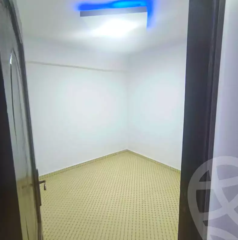 https://aqarmap.com.eg/ar/listing/7361313-for-sale-alexandria-al-agamy-el-kilo-21