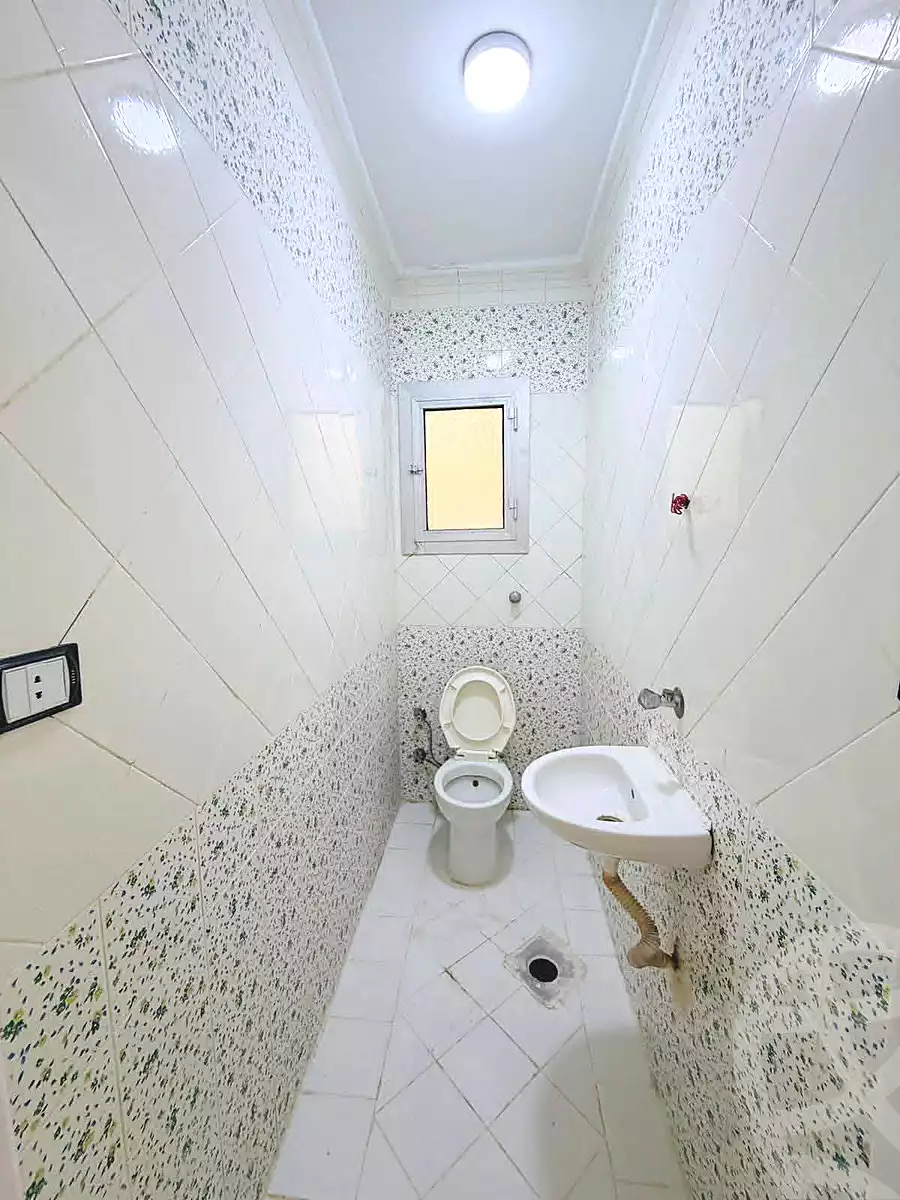 https://aqarmap.com.eg/en/listing/7361317-for-sale-alexandria-al-agamy-shataa-el-nakheel