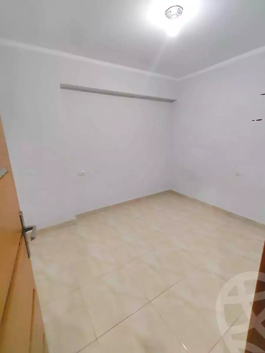 https://aqarmap.com.eg/ar/listing/7361328-for-rent-cairo-ain-shams-mnshy-lthryr