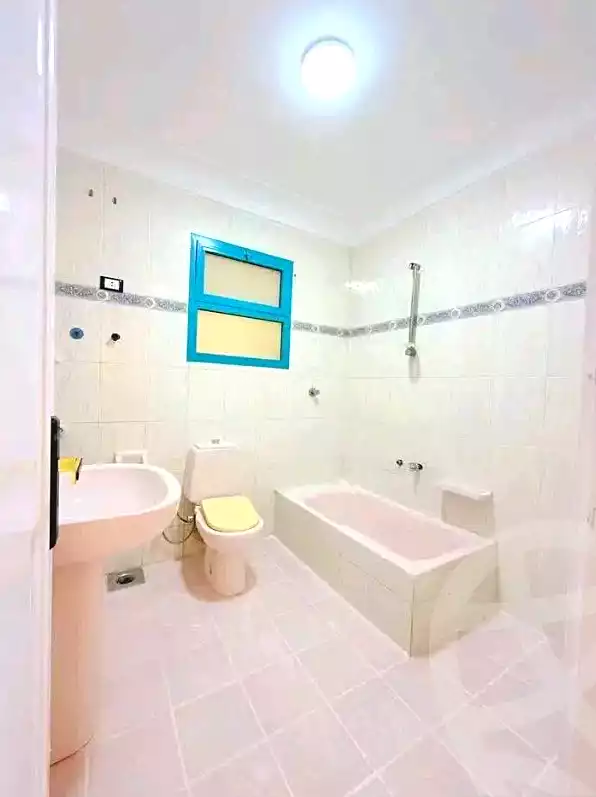 https://aqarmap.com.eg/en/listing/7361380-for-sale-alexandria-al-agamy-shataa-el-nakheel