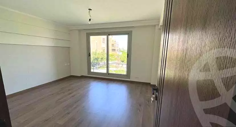 https://aqarmap.com.eg/ar/listing/7361698-for-sale-cairo-new-cairo-compounds-blm-hylz-nyw-kyrw