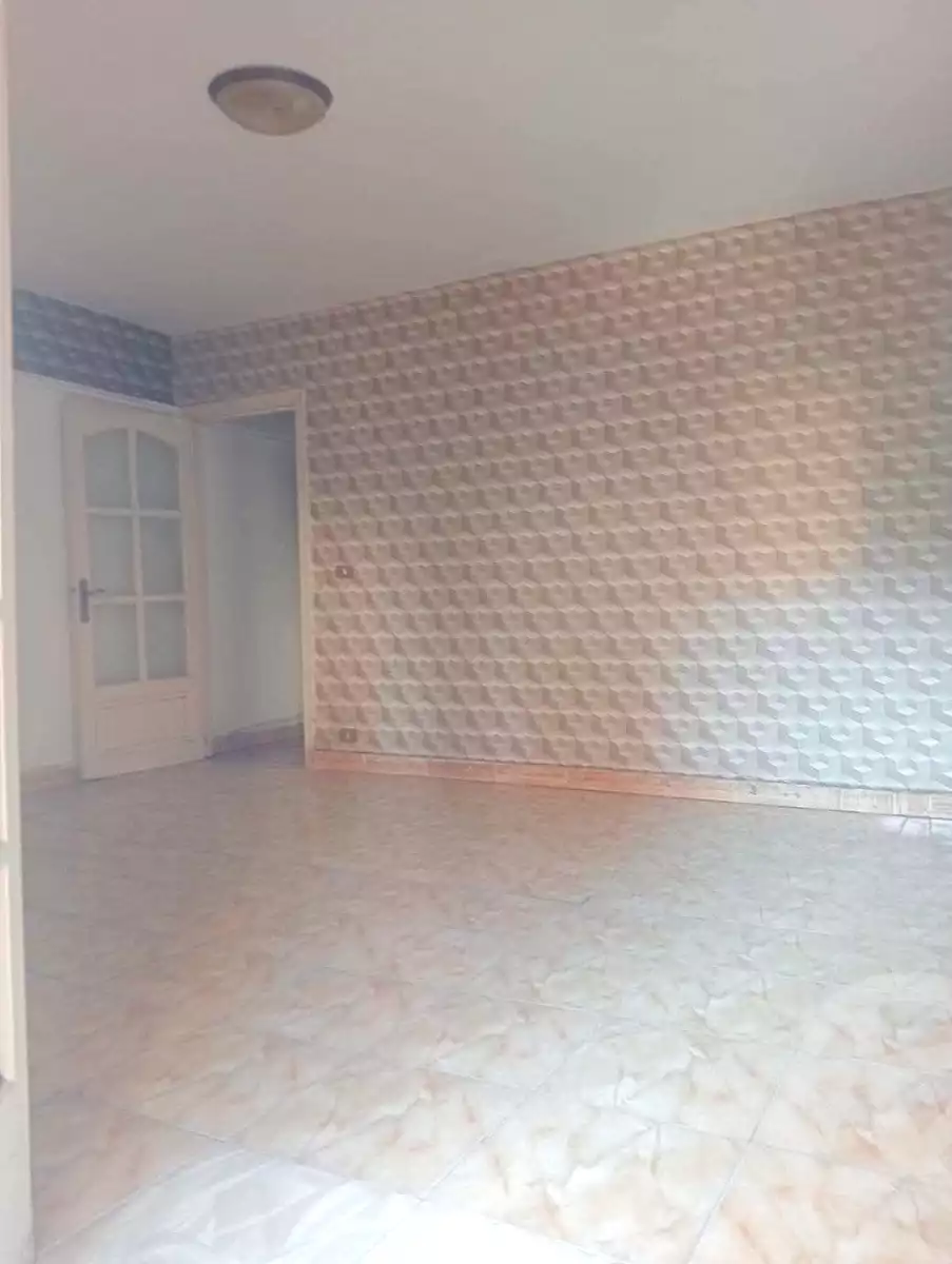 https://aqarmap.com.eg/en/listing/7361804-for-rent-alexandria-al-agamy-lbytsh
