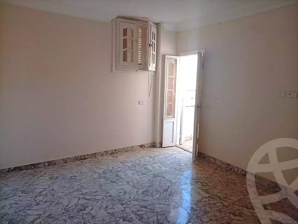 https://aqarmap.com.eg/en/listing/7361816-for-rent-alexandria-al-agamy-el-kilo-21