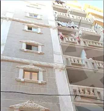 https://aqarmap.com.eg/ar/listing/7361869-for-sale-alexandria-al-agamy-lbytsh-bianchiii
