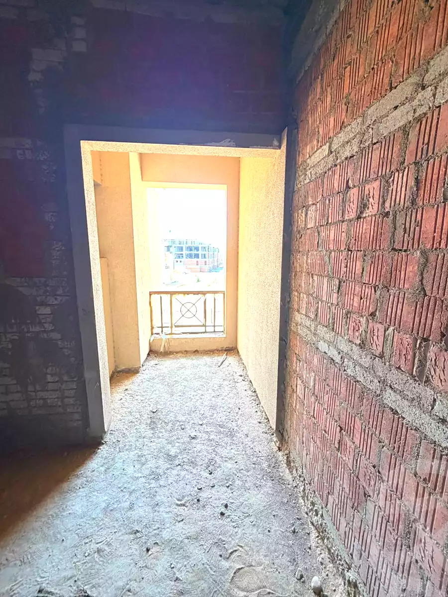 https://aqarmap.com.eg/ar/listing/7361808-for-sale-cairo-el-shorouk-compounds-yfy-ryzydns