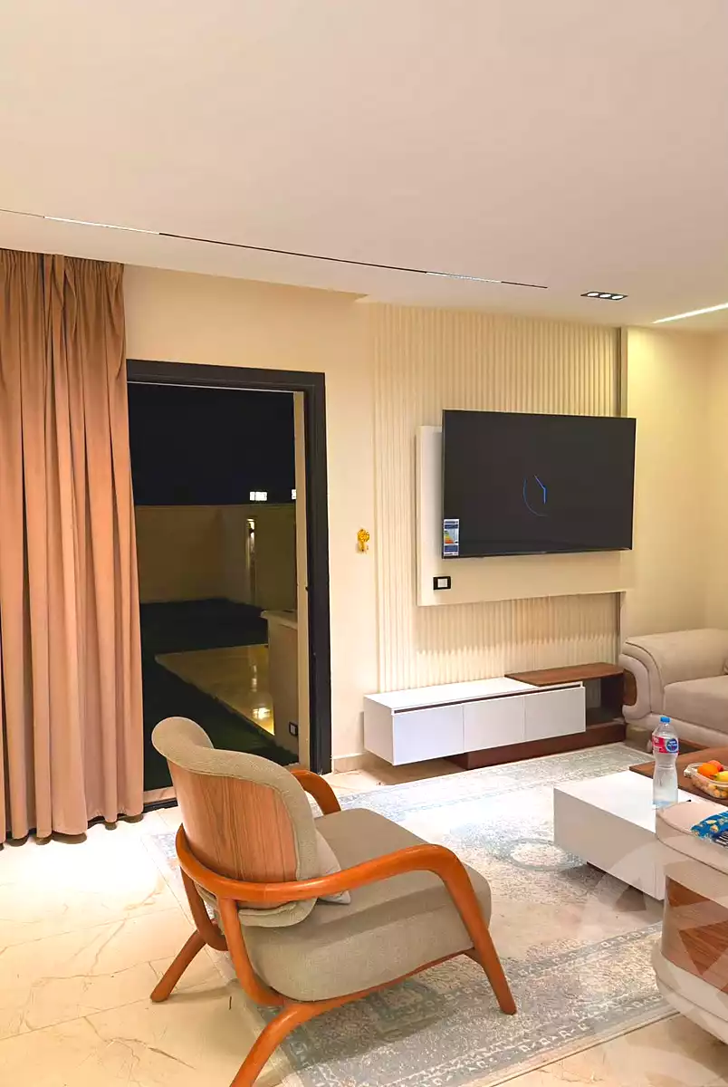 https://aqarmap.com.eg/ar/listing/7362085-for-rent-cairo-6th-of-october-el-ahyaa-neighborhood-1st-rich-bake-st