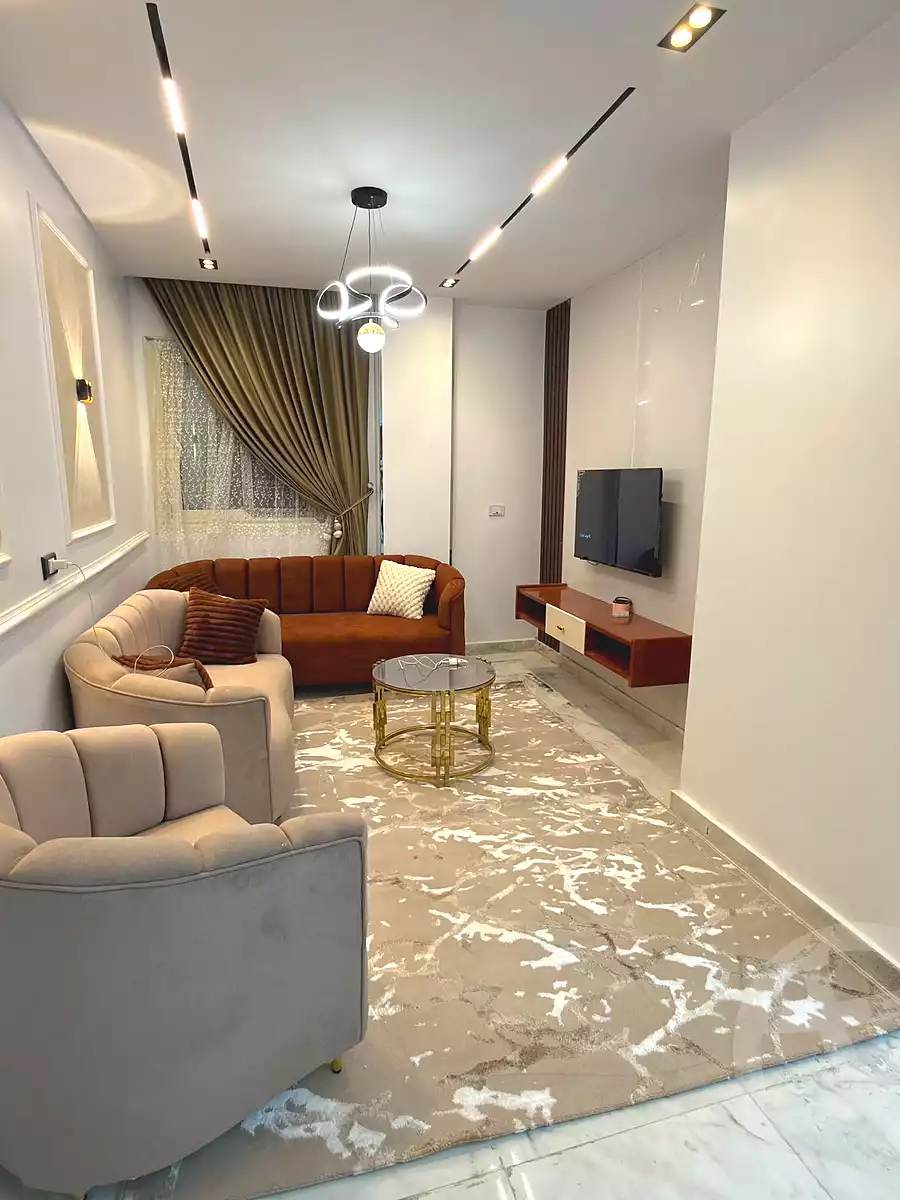 https://aqarmap.com.eg/ar/listing/7362160-for-rent-cairo-6th-of-october-el-ahyaa-neighborhood-1st-rich-bake-st